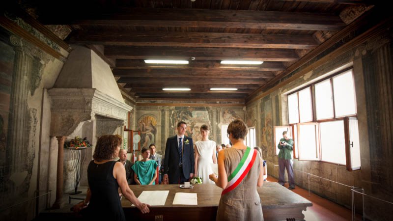 Matrimonio-civile-a-verona-sala-guarienti-sposami-a-verona-026