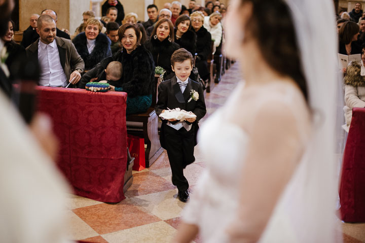 Matrimonio-inverno-verona-castello-di-bevilacqua-fotografo-paolo-castagnedi-064